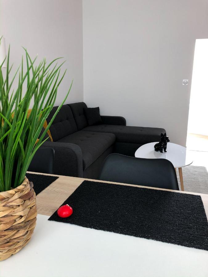Grand Appartement Fonctionnel Proche Centre-Ville โซมูร์ ภายนอก รูปภาพ